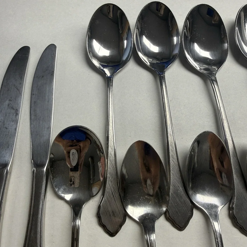 17 Pc WM Rogers Oneida Summer Mist Autumn Glow Stainless Flatware Mixed Lot